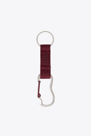The Carabiner in Burgundy