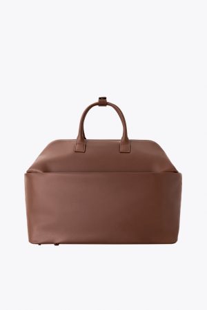 Resale The Essential Weekender in Maple