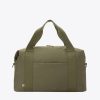 The BÉISics Duffle in Olive